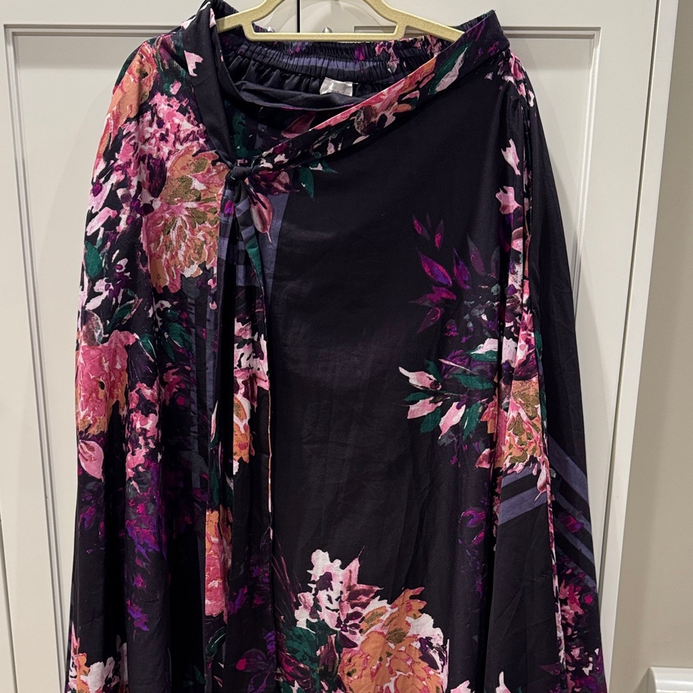 Cupio Floral Black Skirt